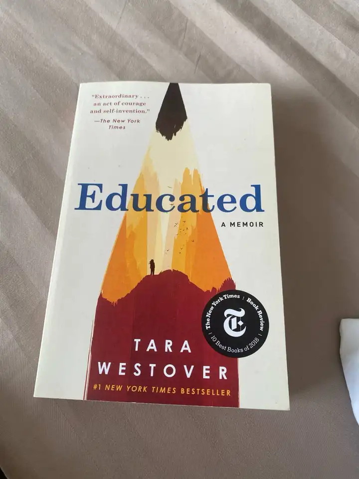Книга Educated на английском