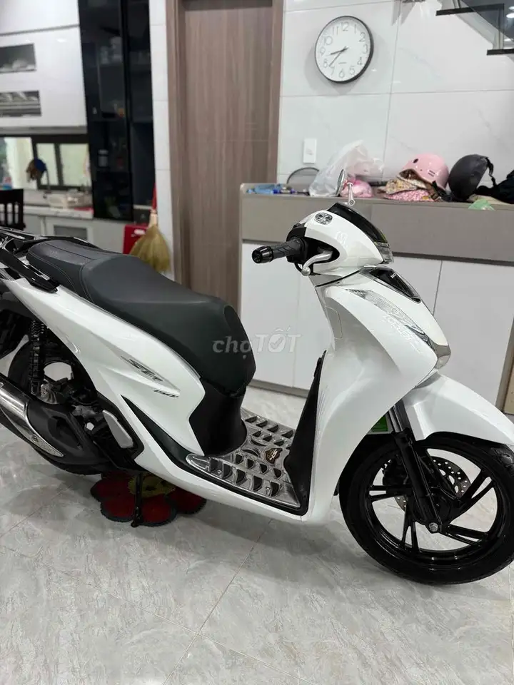 Honda SH 125i 2021 Белый/Черный