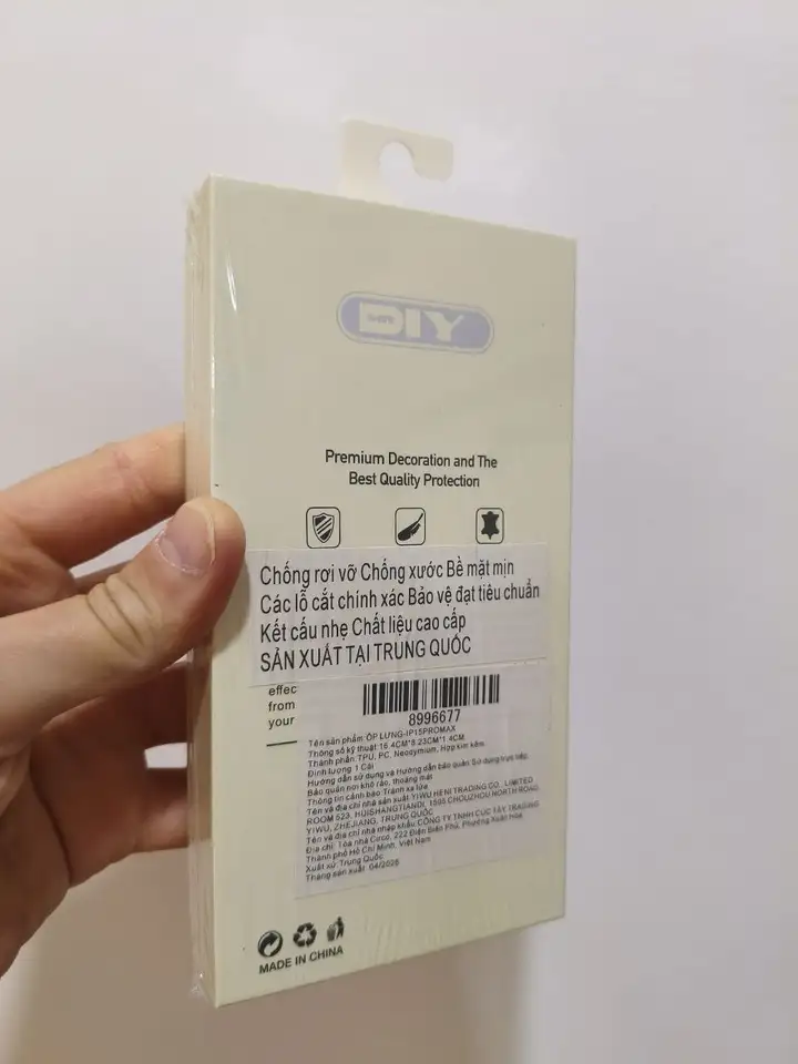 Чехлы для iPhone 15 Pro Max
