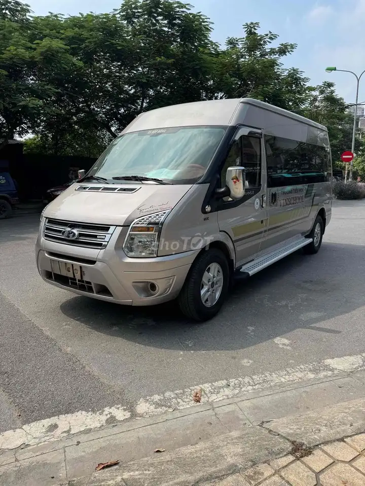 Ford Transit Luxury 2017 песочный 210 тыс. км