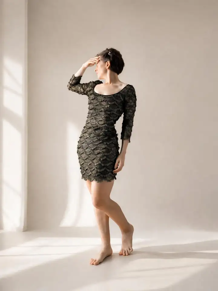 Шорты ET BOITE, топ с люрексом, коктейльное платье Guess, кружевное платье, клатч