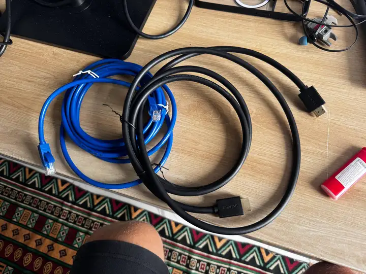 Кабель HDMI-HDMI и патчкорд