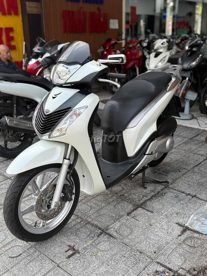 Honda SH 150i итальянской сборки, белый