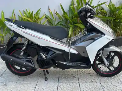 Мотоцикл Honda Air Blade 2014, белый