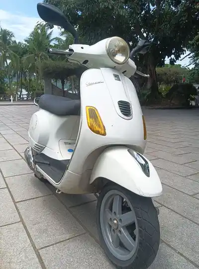 Vespa LX 155 (Piaggio)
