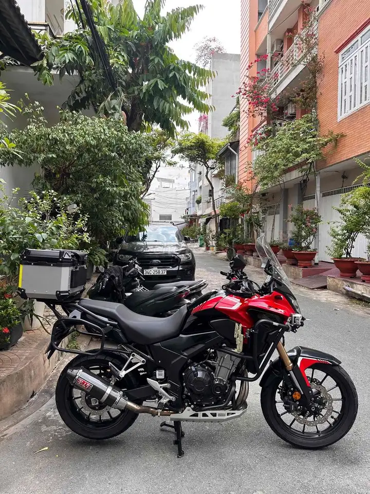 Honda CB500X 2023 Красно-черный 16.000 км