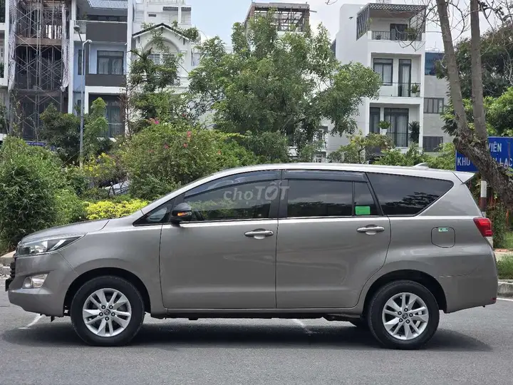 Toyota Innova 2.0G SX 2019 AT 108000 км Гарантия 1 год