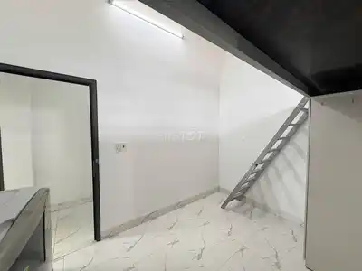 Комната с антресолью возле автовокзала Дананга
