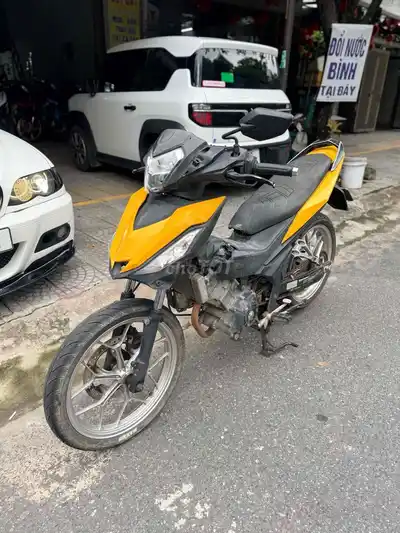 Honda Winner V1 желтая с документами недорого