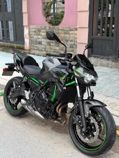 Kawasaki Z650 2023, запас хода 18k, с антипробуксовочной системой