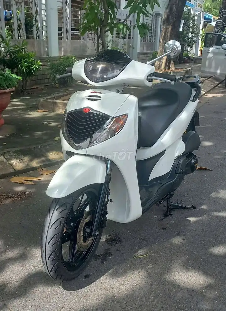 Honda SH150i 2007 классический белый