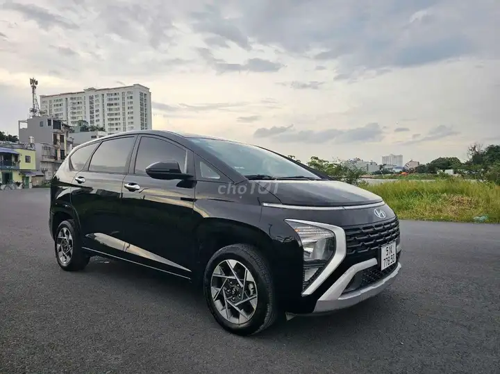 Hyundai Stargazer, 7 мест, автомат, черный