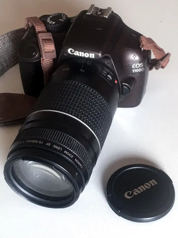 Canon EOS 1100D с линзой 75-300mm