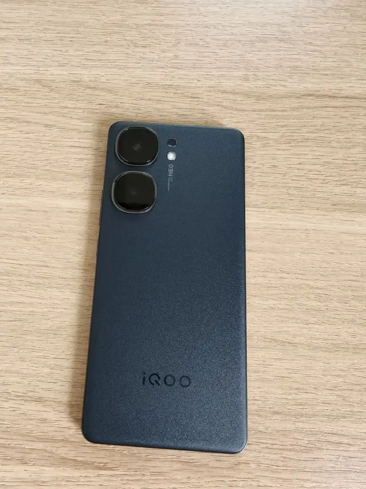 Смартфон Vivo iQOO Neo 9S Pro Plus 12/256