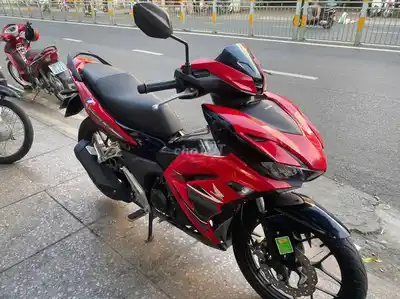Honda Winner V3 2023 Красный б/у