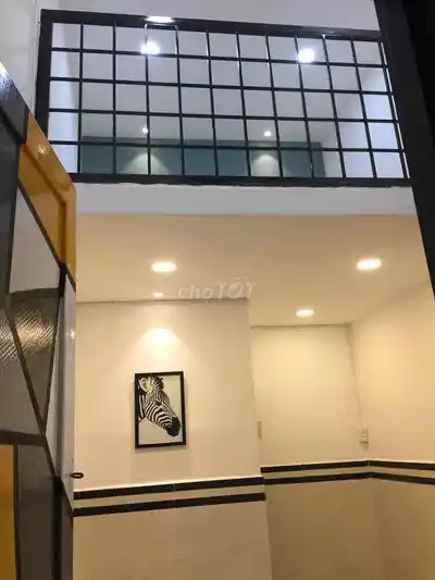 Отдельная комната с антресолью в центре Вунгтау