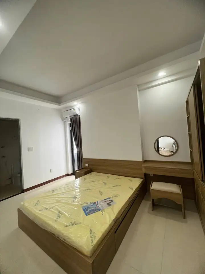 Пересдам квартиру 2 спальни 2 туалета 2 балкона