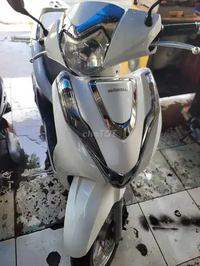 Honda Lead 4 val 2022 Белый 33.000 км