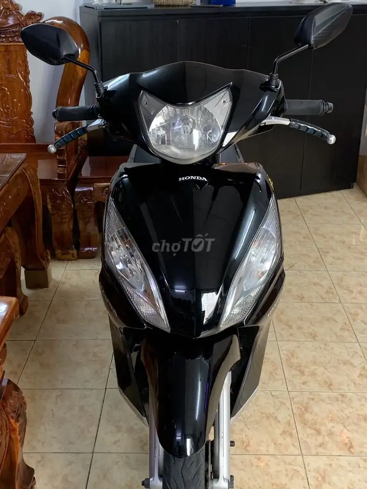 Honda Vision 2012, черный/серебристый, 39358 км