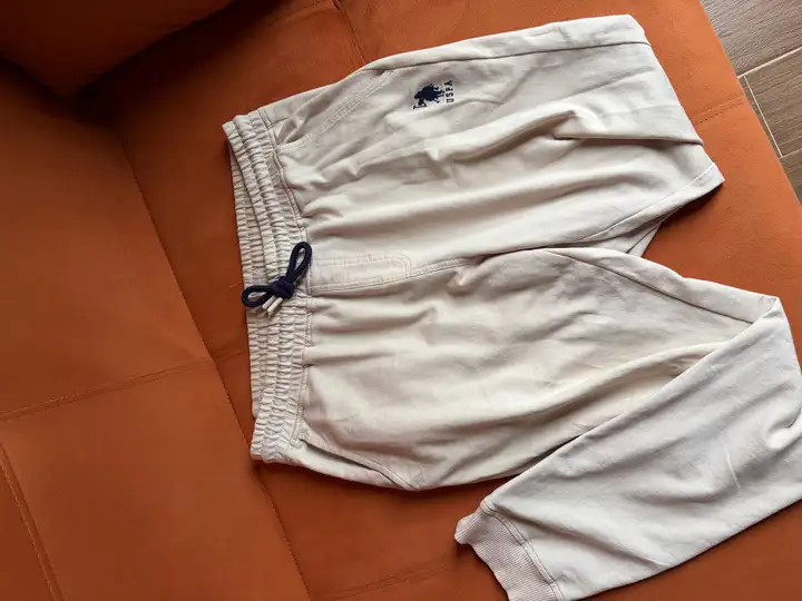 Спортивные штаны Polo, боксерские перчатки Venum