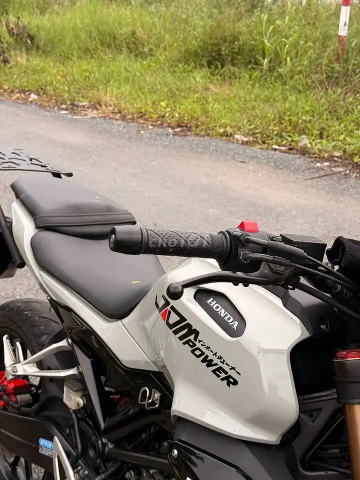Honda CB150R Тайланд Белый Красный Черный