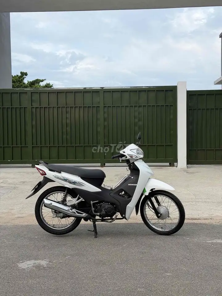 Honda Wave 2024 белый