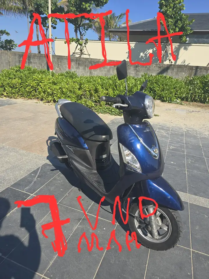 Байки: Sym Atila 2, Yamaha Janus, Piaggio Vespa
