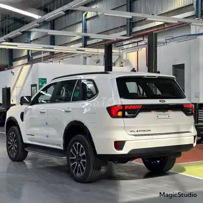 Ford Everest Platinum 2.0L 4x2 AT 2026