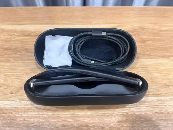 XREAL One Pro