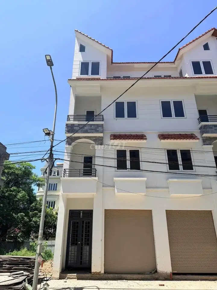 Таунхаус Cienco5 Hoang Quoc Viet, O Dien, 75м2