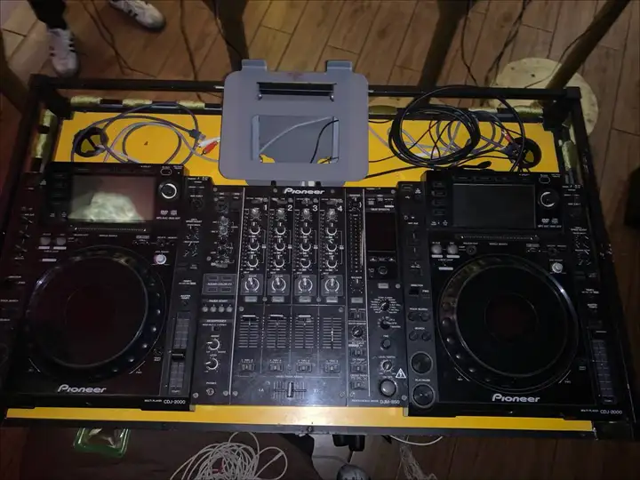 DJ-комплект Pioneer CDJ-2000 ×2 + DJM-800