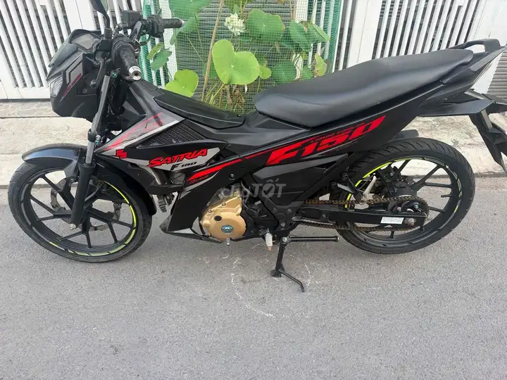 Suzuki Raider 150 mới 80%