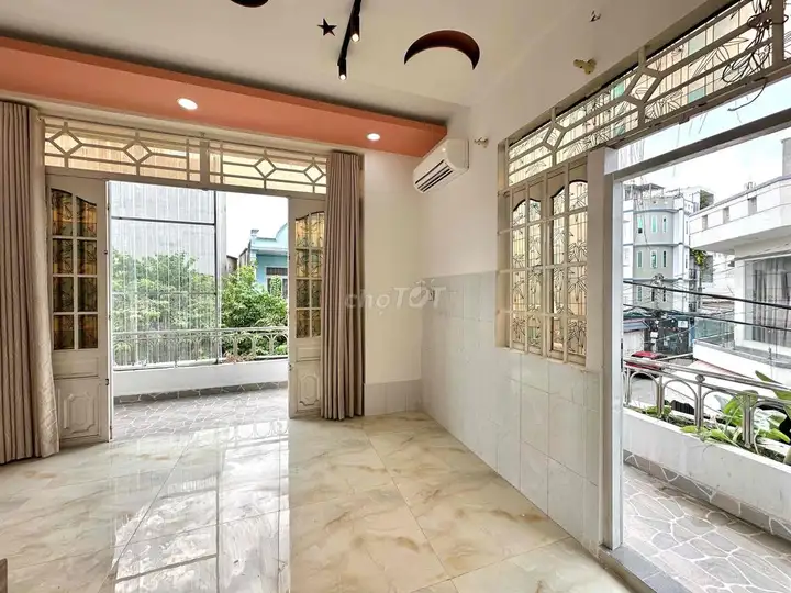 🏠 Студия с балконом и отдельной кухней, полностью с мебелью 🏠
