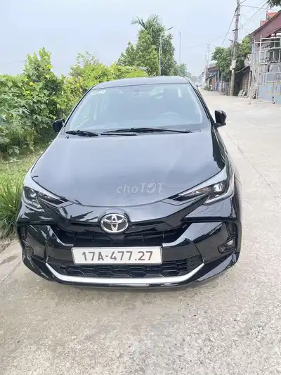 Тойота Виос 2024 10 000 км черный