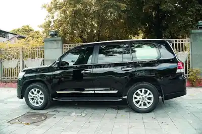 Toyota Land Cruiser 2016 VX Черный