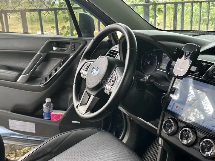 Subaru Forester XT синий, японская сборка, семейный автомобиль