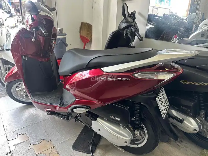 Honda Lead 2019 красный