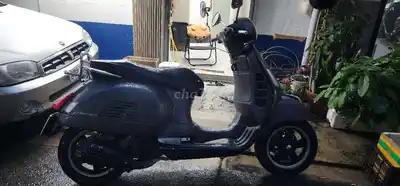 Piaggio Vespa GTS 3Vie 2013 серый с роскошной доставкой
