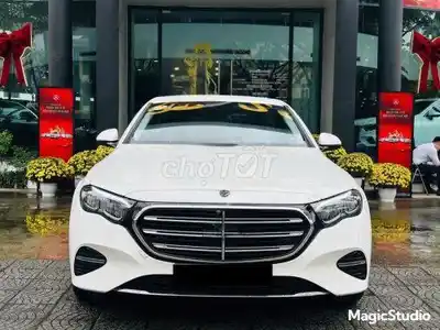 Mercedes Benz E class E200 Exclusive 2025