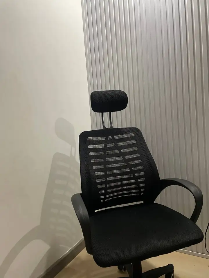 Офисное кресло и индукционная плита Tatami