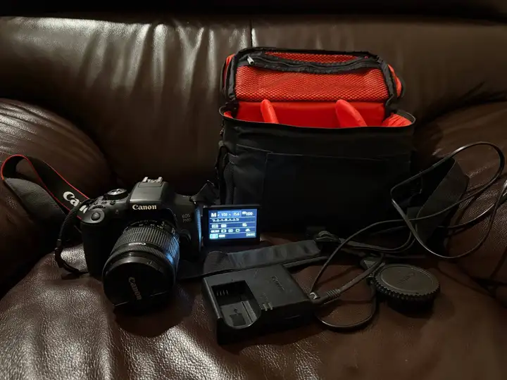 Фотоаппарат Canon EOS 750D Kit 18-55 mm