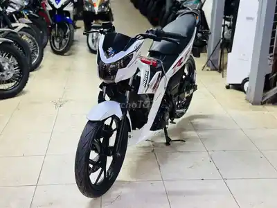 Мотоцикл Thịnh Phát - Suzuki Raider 150 белый почти новый 2024