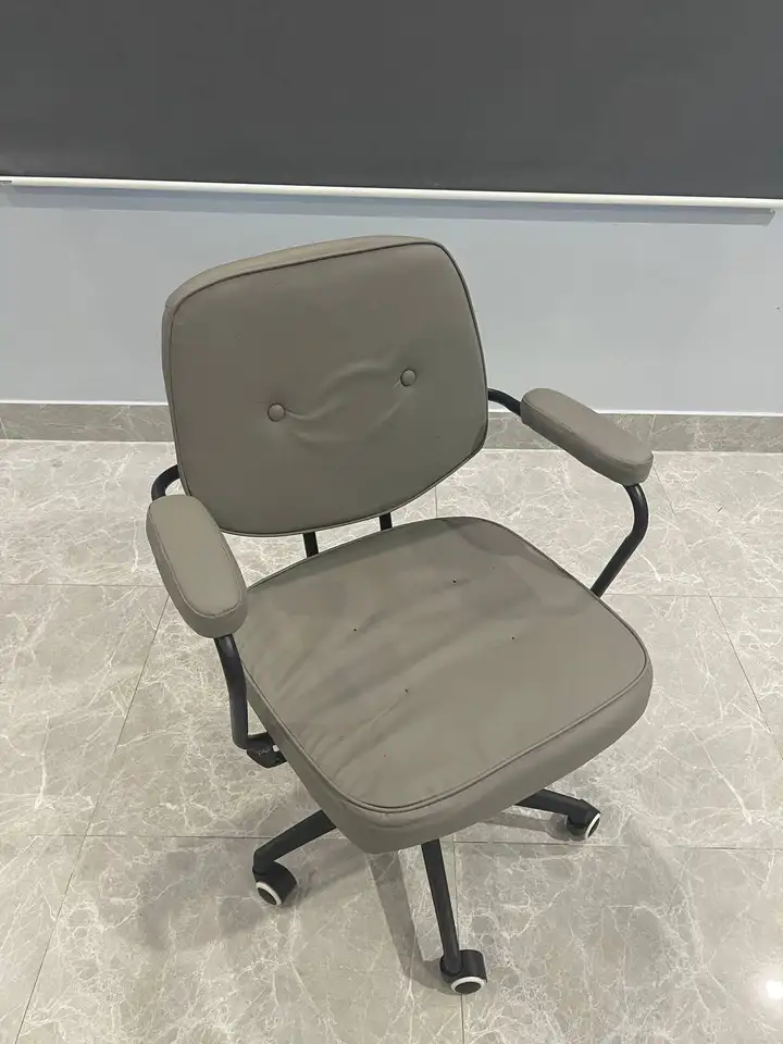 Стулья