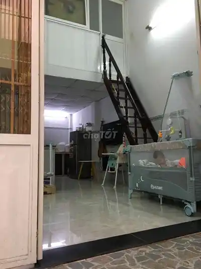 Дом целиком в районе Тан Тхой Хиеп
