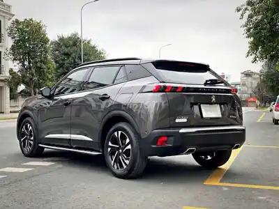 Peugeot 2008 2021 GT Line 50 тыс. км Серая