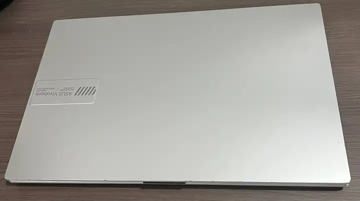 ASUS Vivobook Go