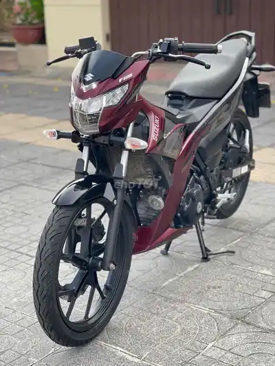 Suzuki Raider 2022 красно-черный
