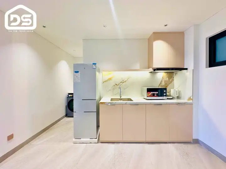 Аренда 1-комнатной квартиры Luxury Hà Quang 2