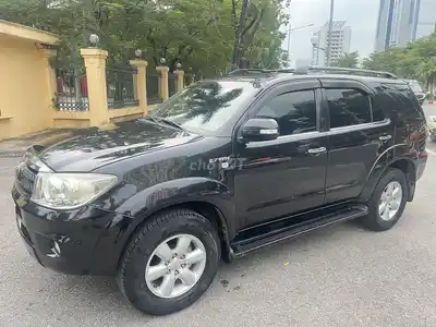 Toyota Fortuner SR5 2.7L 2008 Черный Автомат 160 тыс. км
