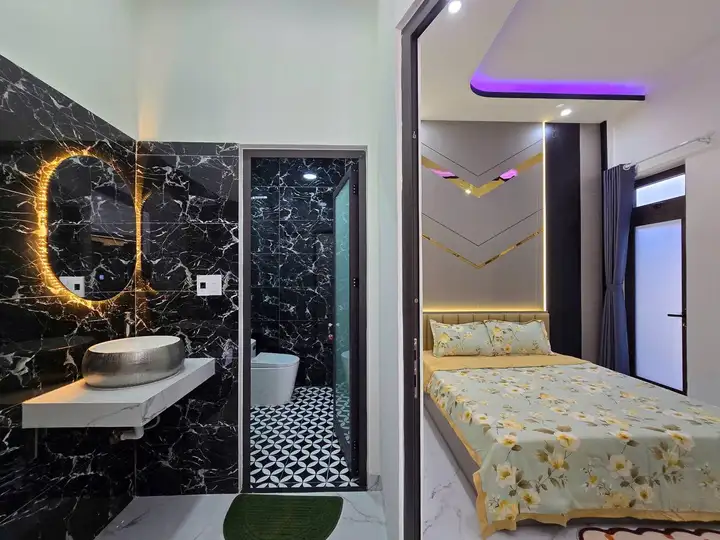 Аренда дома 3 этажа, 3 спальни, 4 WC, 67м2